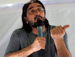 Sıra şikeye gelirse ve yargılanır ve hükmü verilirse, kalkar fenerbahçe'den onun da hesabını hepimiz sorarız, ama gün, takdi̇r günü'dür. dedi. Nihat Genc Soke Etti