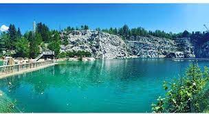 Morrison S Quarry Is Located Near The Towns Of Chelsea And Wakefield Both Charming Towns Located In Th Weekend Getaways Near Me Diving World Best Scuba Diving