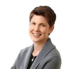 Beth Brouillard's Instagram, Twitter & Facebook