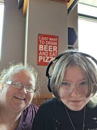 Pappo's pizzeria and pub 🤔 Is it good 🤷🏽‍♀️