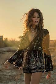Bell Sleeves Are Perfect For That Bohemian Style Look Boho Fashion Hippie Style Fashion