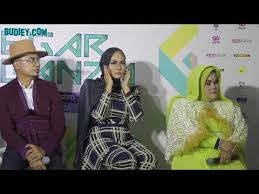 Neelofa is a winner in dewi remaja (miss teen malaysia) 2009/2010. Video Gegar Vaganza 2017
