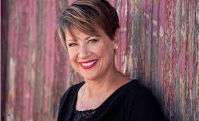 Nicole Pompa's Instagram, Twitter & Facebook