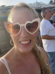 During a long time, I thought my content had to be perfectly polished to be  worth sharing. You know the type, the post with perfect lighting, exactly  the right words, and the “