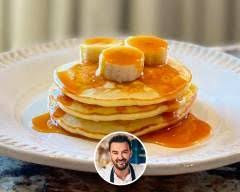 Recette Pancakes Banane Et Sauce Caramel Recettes De Cuisine Recette Pancakes Recette
