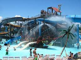 Adventure Island Water Park In Tampa Fl The Sister Water Park Of Busch Gardens Florida Amusement Park With Annual Pass Tampa Water Park Florida Water Parks Islands Of Adventure