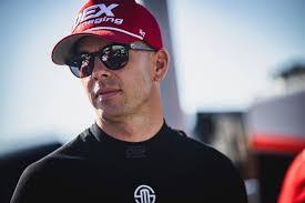 Jason Dunkin's Instagram, Twitter & Facebook