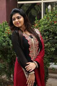 Download sonam bajwa hd images, check sonam kaur bajwa wallpapers in high quality. Actress Athulya Ravi Latest Photoshoot 1080p Images Gallery Stills Studymeter