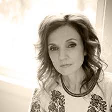 Lilia Mills's Instagram, Twitter & Facebook