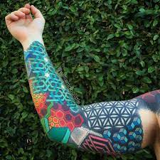 Colorful and fascinating designs perfect for the people that are reluctant to their larger body part to get permanently inked. Pin On Tattoos