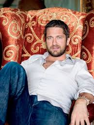 Gerard james butler (born 13 november 1969) is a scottish actor and film producer. Tour Gerard Butler S Two Story Home In Manhattan Architectural Digest