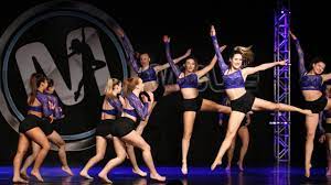 Learning basic jazz dance steps are the first part of exploring jazz dance, an energetic and learning basic jazz dance steps. Jazz Tanz Show And Dance Factory Wilthen E V