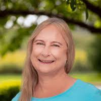 Jesseca Barrons's Instagram, Twitter & Facebook