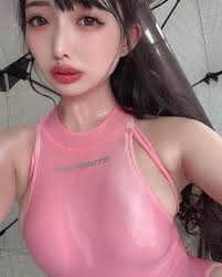 梨乃さんのインスタグラム写真 - (梨乃Instagram)「⁡ ⁡ ⁡ ⁡ エロすぎてひとりで気まずかったサウナタウン💦  一緒にサウナに行ってくれるお友達が欲しい2022 ⁡ ⁡ ⁡ ⁡ burlesquetokyo burlesquedancer トレーニング女子  ヒップアップ ビジョビ エンタメ活動を止めない ...