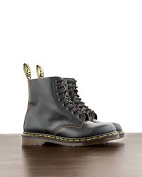 Dr. Martens 1460 Vintage Made in England Lace Up Boots - Black Quilon –  Standard & Strange