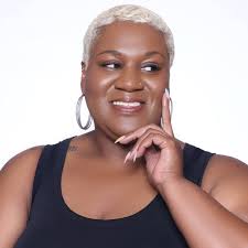 Shirt tucks can be a hit or miss and in this case.. #stylesbyslimster