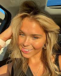 Emily Crisp (@emily_crisp22) • Instagram photos and videos