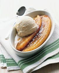 Pin By Regina Bastos On All Recettes Cooking Fr In 2020 Bananas Foster Boozy Desserts Desserts