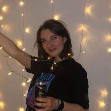 Holly Hollyrenniee Profile Pinterest