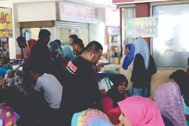 Mfs adalah sebuah organisasi yang bergiat aktif dalam menjalankan aktiviti kemanusiaan dan mengumpul dana bagi membantu kesengsaraan pelarian di syria. Rd Club Malaysia In Syria Needs You Carvinal World Tour Rider