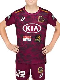 Every year the jersey designs seem to get better and they are always popular among fans. Brisbane Broncos Training Tee Youth 2021 Maroon