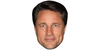 Martin Henderson (Brown Hair) Big Head