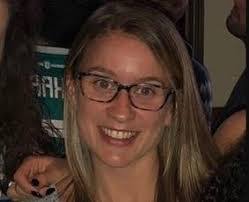 Desiree Hartbarger's Instagram, Twitter & Facebook