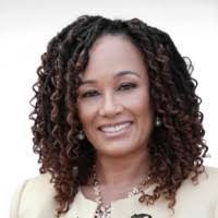 Teresa Traylor's Instagram, Twitter & Facebook