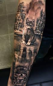 The 230 Best Wolf Tattoos On The Internet Femininas E Masculinas Toptatu The 230 Best Intern In 2020 Wolf Tattoo Sleeve Wolf Tattoo Forearm Wolf Tattoos Men