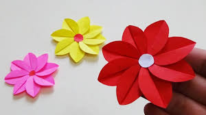 30 hiasan jendela kelas dari kertas origami tk sd paud. Cara Membuat Bunga Hiasan Dinding Paper Craft Youtube
