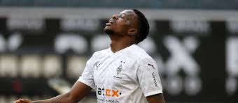 €30.00m * nov 20, 1996 in genf, switzerland Denis Zakaria Could Be The Perfect Solution To Man United S Defensive Midfield Woes