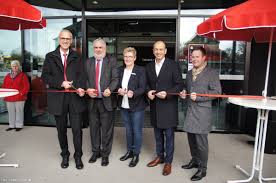 The bic / swift code provides information about the. Sparkasse Celle Gifhorn Wolfsburg Eroffnet Die Filiale Celle Vorstadt Celler Presse Was Celle Bewegt