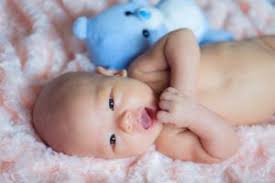 2 aylik bebek gelisimi ve ozellikleri happy kids 2 aylik bebek bebek gelisi bebek
