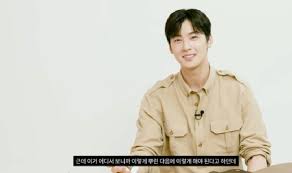Recently, actor lee jong suk posted several photos with hyung kim rae won on his instagram account while shooting their newest film decibel. Decibel Updates Astro S Cha Eun Woo Shares His Film Debut Experience Entertainment
