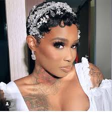 Looks by Martika Thomas (looksbymartikathomas)