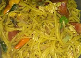 Tumis bawang masak sebentar kemudian angkat. Resep Tumis Mie Basah