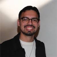 Estela Loera's Instagram, Twitter & Facebook