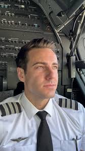 Garrett Ray (@flywithgarrett) • Instagram photos and videos