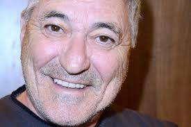 Renaud séchan & jean marie bigard. Tous En Cuisine Jean Marie Bigard Repond A La Polemique Sur Son T Shirt