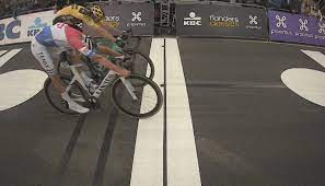Вут ван аэрт на procyclingstats. Mathieu Van Der Poel Outsprints Wout Van Aert To Win Tour Of Flanders Road Cc