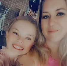 Hey friends! I'm looking at buying some new cooking pots and pans soon