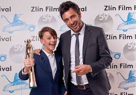 Jemu se snaží širokým záběrem konkurovat febiofest. The Zlin Film Fest Crowns My Extraordinary Summer With Tess As Best Film Cineuropa