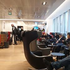 Gare montparnasse is one of the six large paris railway terminals located in the 14th and 15th arrondissements. Salon Sncf Grand Voyageur Tgv Inoui Gare De Paris Montparnasse