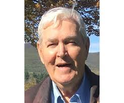 Doreen Fahey's Instagram, Twitter & Facebook