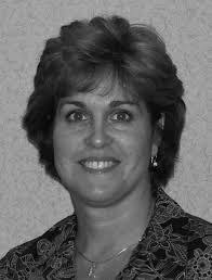 Erin Ellinger's Instagram, Twitter & Facebook