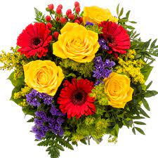 Bouquet of bright colorful autumn flowers on a bright table in a cozy light kitchen. Flower Bouquet Blutentraum Send Flowers Online With Floraprima De