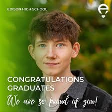 Shanna Ebert's Instagram, Twitter & Facebook