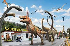 Einzigartiges privatmuseum in der schweiz. Freizeittipp Sauriermuseum Aathal Zvv