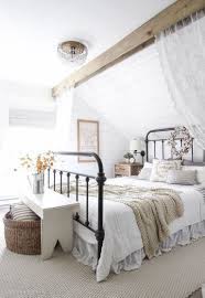 40 Remarkable Farmhouse Rustic Style Bedroom Decorating Ideas Farmhouserustic B Rustic Style Bedroom Farmhouse Style Master Bedroom Modern Farmhouse Bedroom