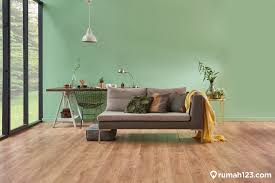 Ubah warna cat ruang tamu sempit di rumah, agar terasa lebih luas, nyaman, serta istimewa. 12 Ruang Tamu Minimalis Dengan Kombinasi Hijau Pastel Unik Dan Mencerahkan Di 2021 Rumah123 Com